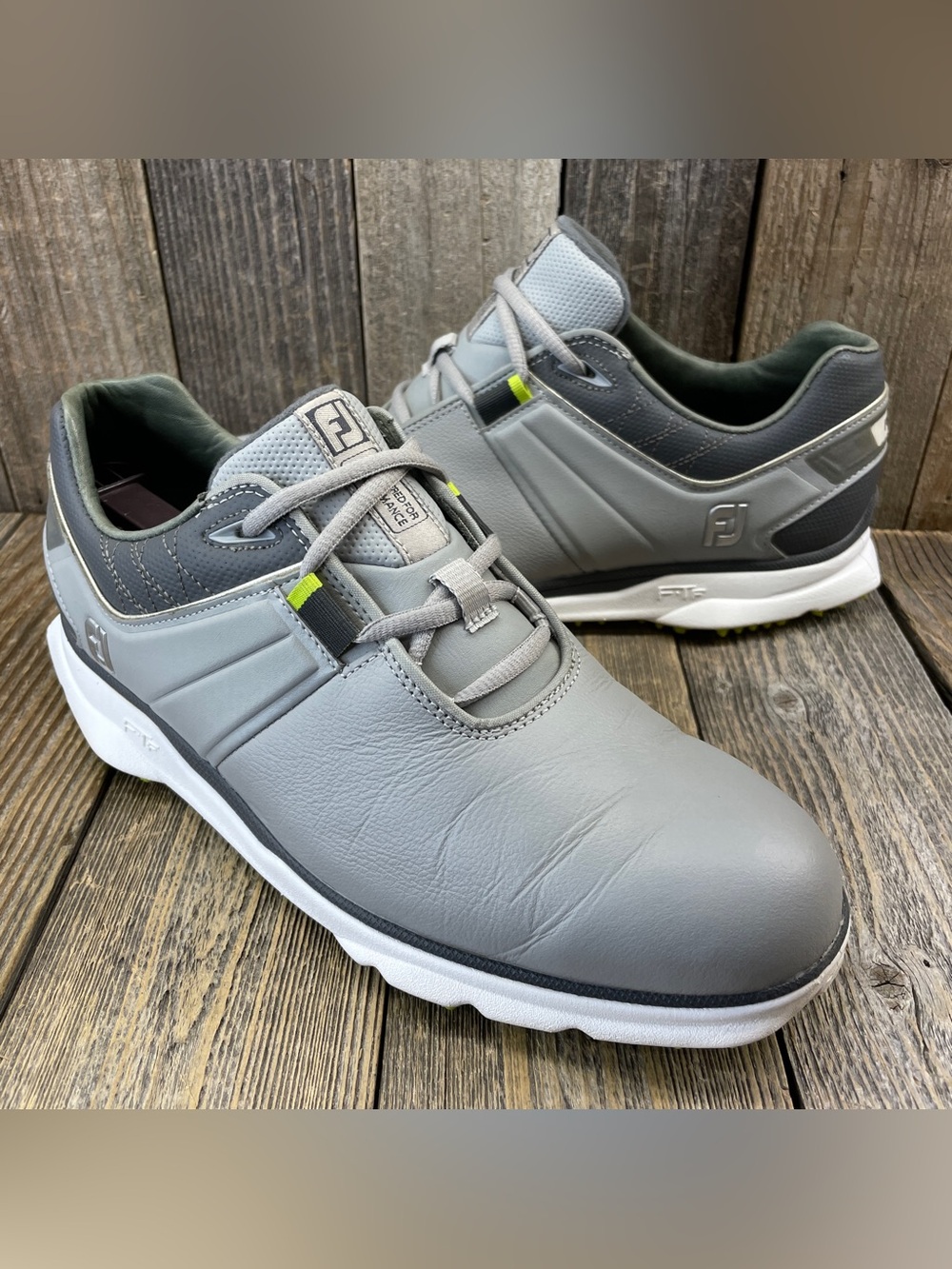 FootJoy Pro SL Performance Spikeless Golf Shoes Mens Size 8 Gray White 53075